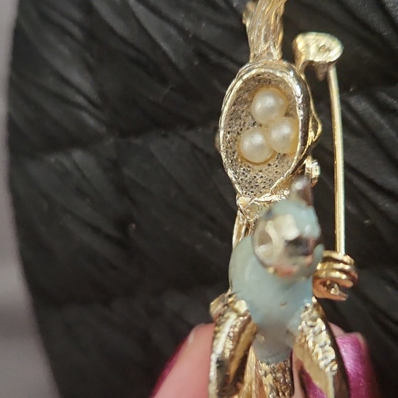 GERRYs signed Vintage from the 1960s. Blue Bird, faux pearl eggs Brooch - Picture 13 of 13